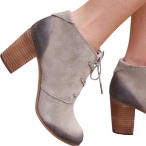 Toms Lunata‎ Lace-Up Booties Size 7.5 Taupe Suede Leather Distressed